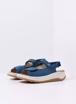 Adura - blauw effectleer