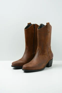 Caprock - cognac suede