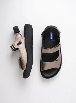 Celine XW - brons leer