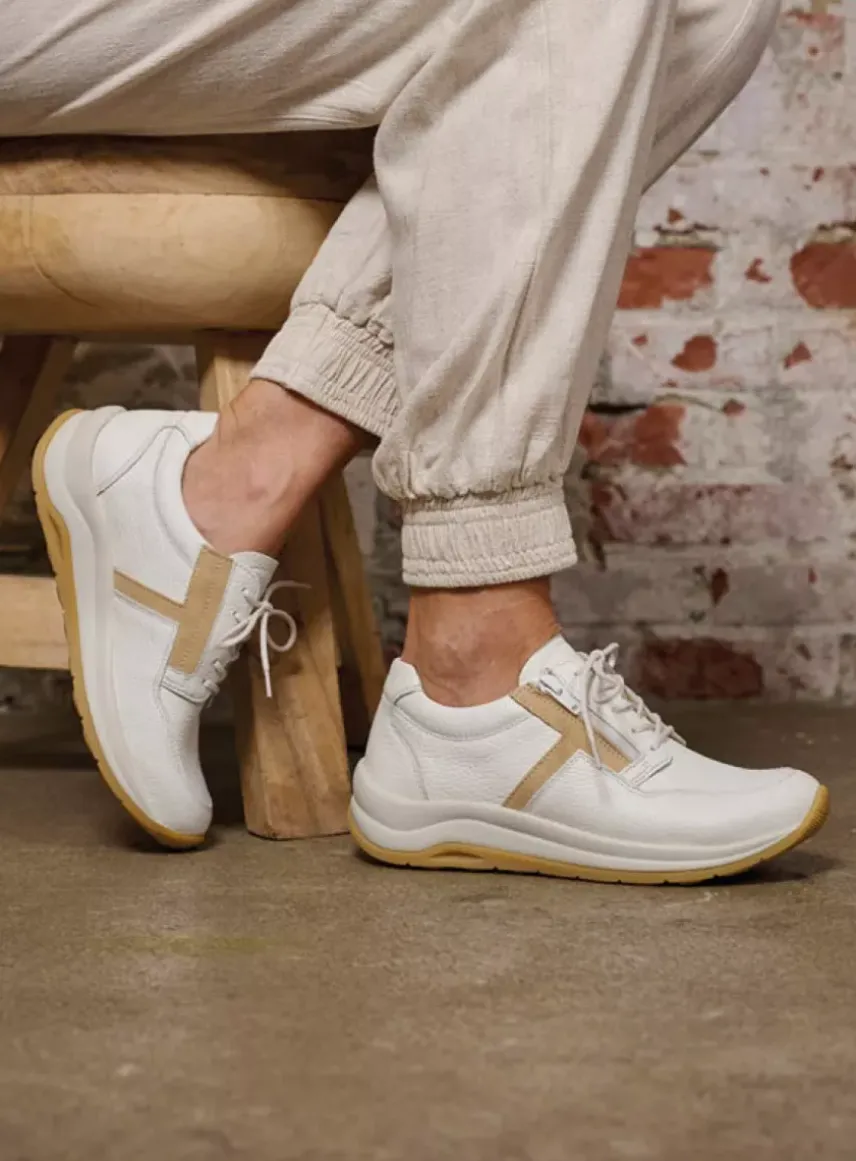 Comrie - wit/beige leer