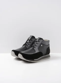 e-Boot - zwart combi leer
