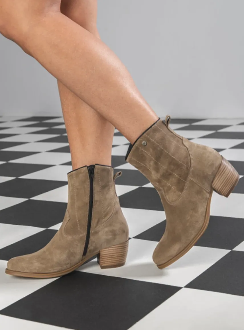 Lubbock - taupe zomer suede