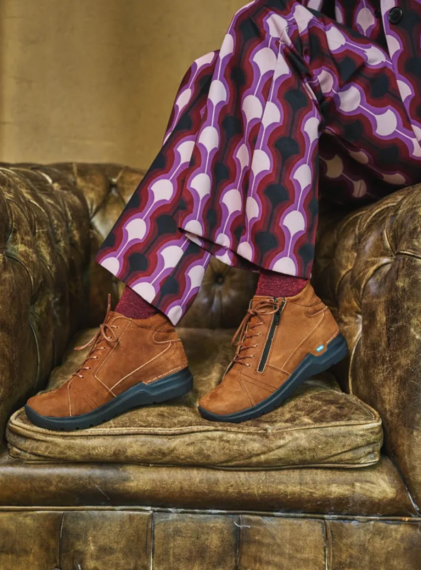 Why - cognac nubuck