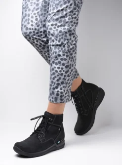 Whynot HV - zwart nubuck
